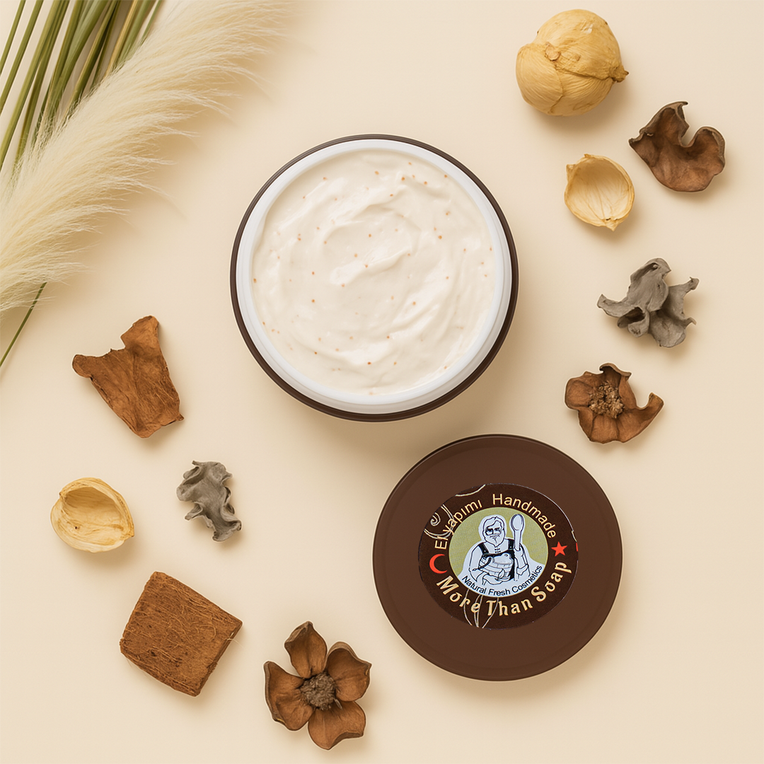 Rozenbottel Scrub – Zachte Exfoliatie