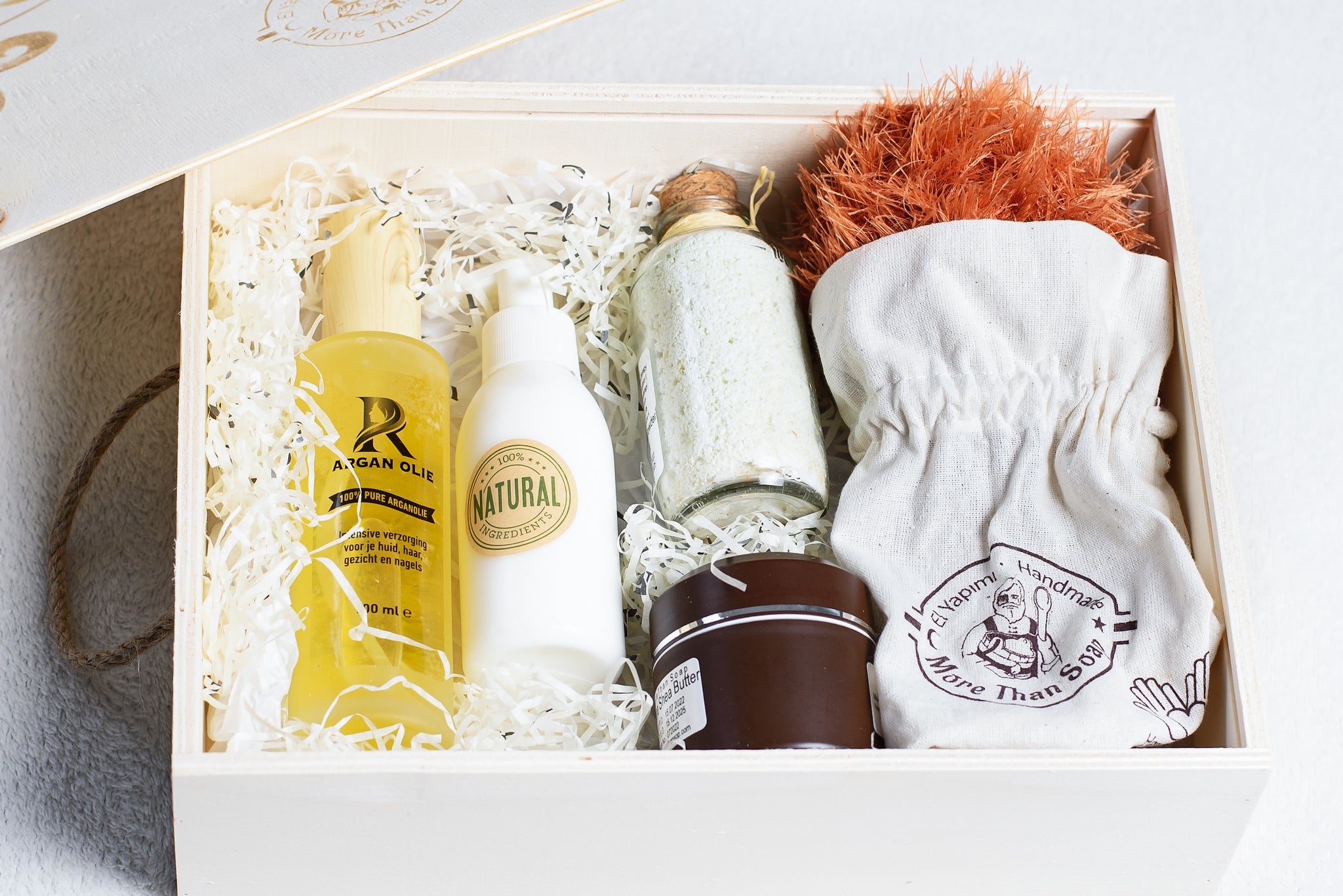 Saffraan Gift Box